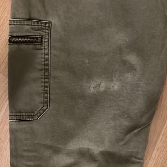 Athleta Summit Cargo Pant 4Tall *Flaw - Picture 8 of 12